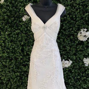 Demetrios Ivory 1386 Size 10 Fit and flare
